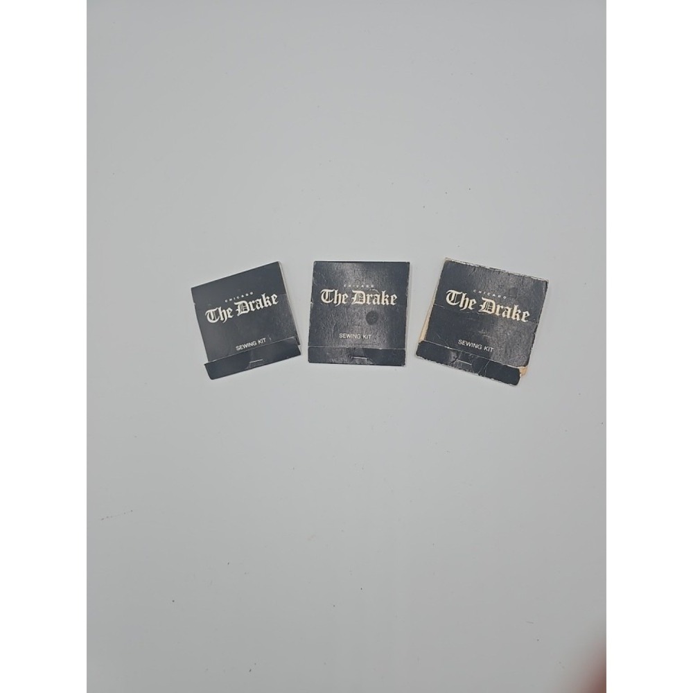 Vintage Rare Matchbook Sewing‎ KIT LOT The DRAKE Hotel CHICAGO Illinois